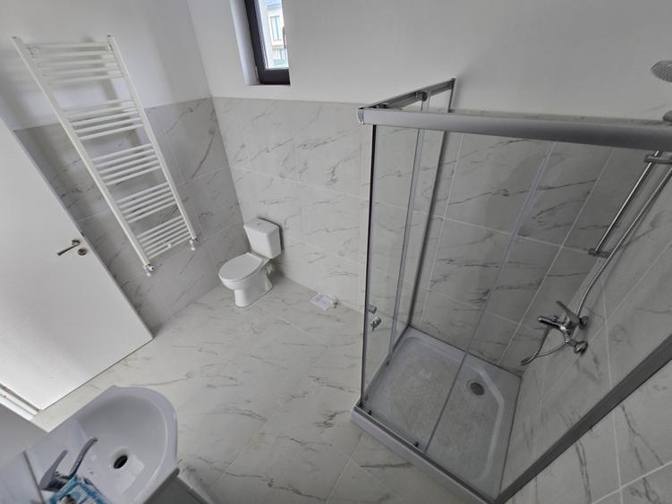 Casă cu 3 camere cu Teren 250 Mp în Pantelimon