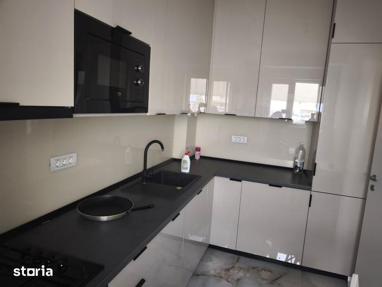 Apartament cu 3 camere în Ștefăneștii de Jos