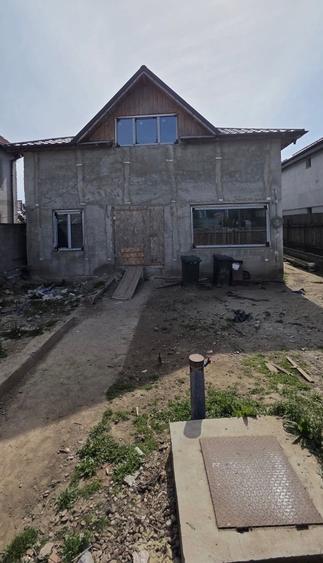 Casă individuală cu 5 camere cu Teren 512 Mp în Radu Negru