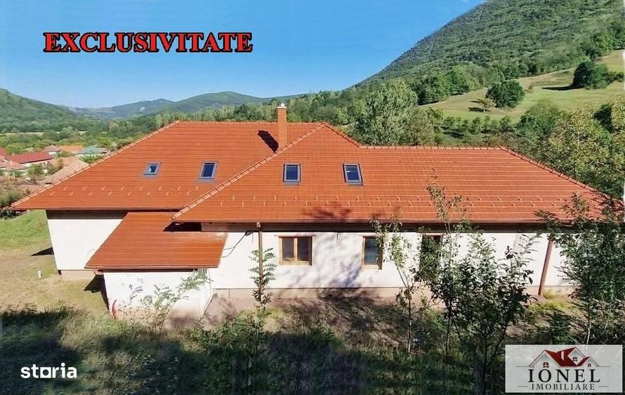 Casă cu 3 camere în Poiana Ampoiului