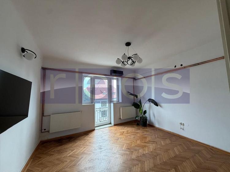 Apartament cu 3 camere în Știrbei Vodă