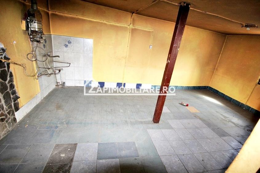 Casă individuală cu 5 camere cu Canalizare în Mureșeni