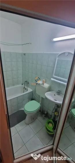 Garsonieră în Girocului