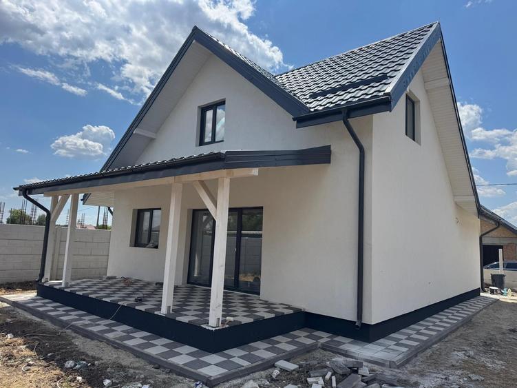 Casă individuală cu 5 camere cu Teren 410 Mp în Domnești