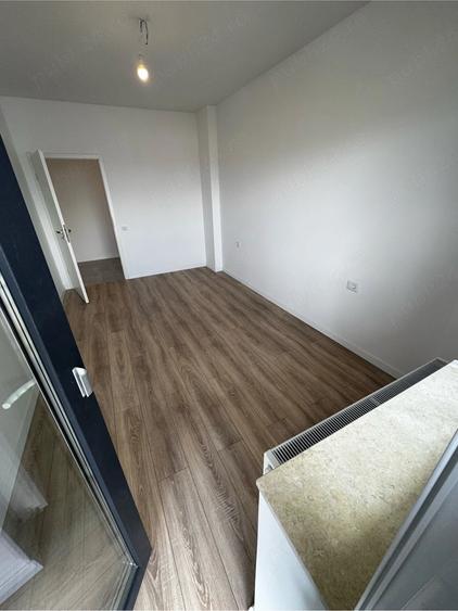 Apartament Nou 3 camere Decomandat Zona Coresi - 4