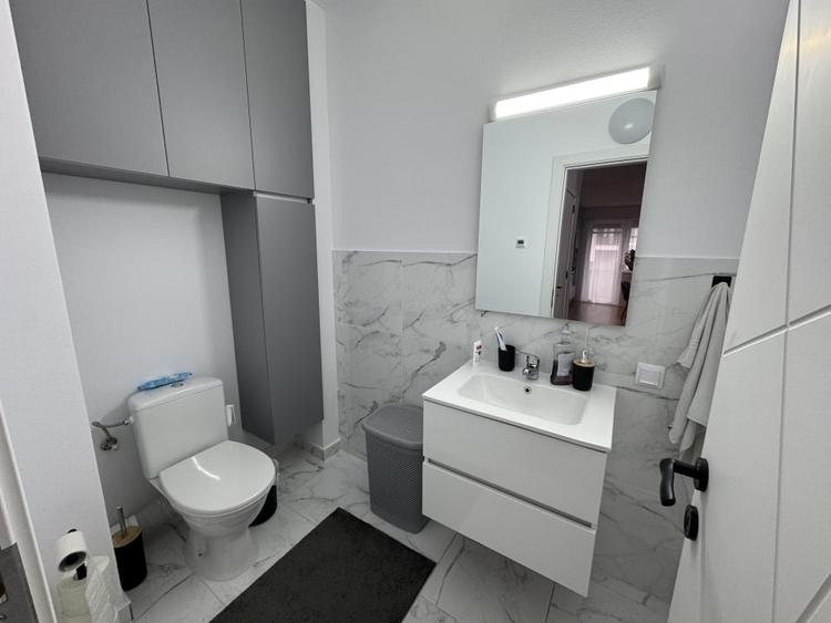 Apartament cu 3 camere decomandat, mobilat în Ampoi 3