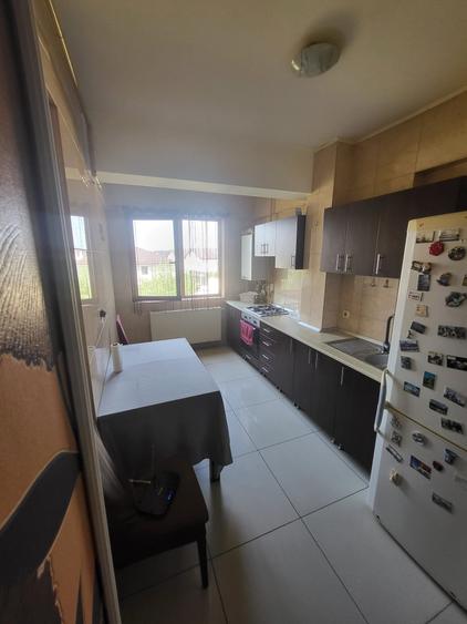 Apartament cu 3 camere decomandat în Prelungirea Ghencea