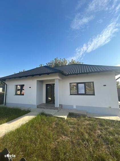 Casă cu 3 camere în Horpaz