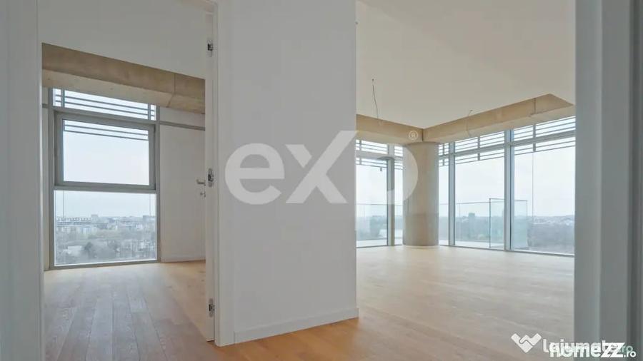 Apartament cu 4 camere decomandat în Floreasca