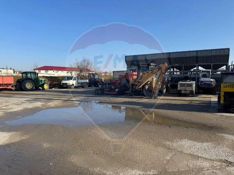 Spațiu industrial, de 2,200 mp, în Nord