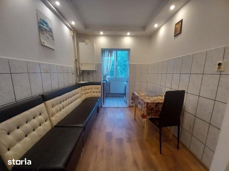 Apartament cu 2 camere decomandat în Vasile Alecsandri