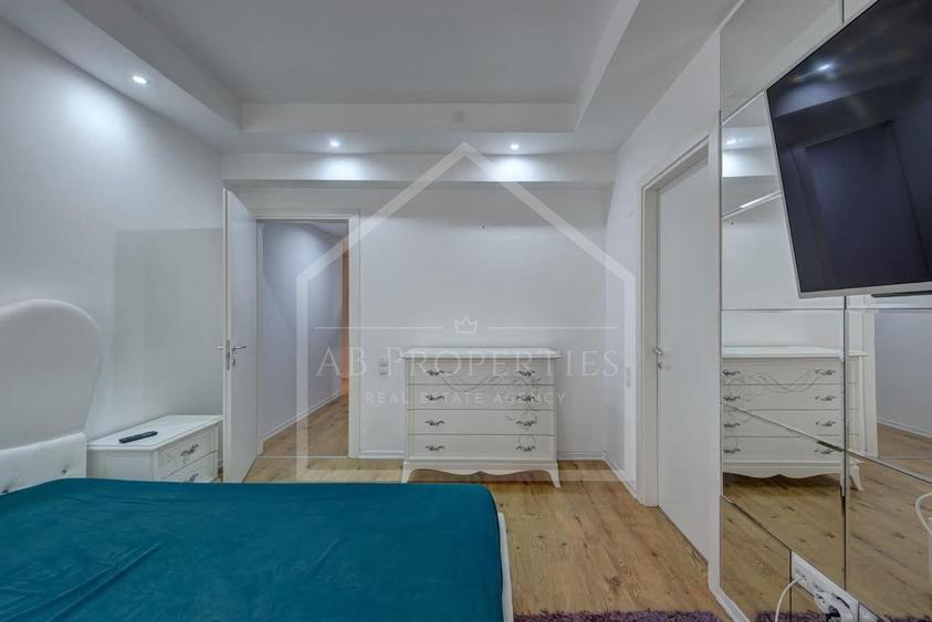Apartament cu 3 camere decomandat, mobilat în Ștefăneștii de Jos