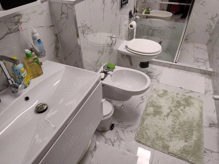 Apartament cu 2 camere decomandat, mobilat în Semicentral