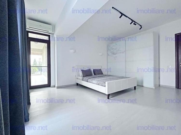 Apartament cu 3 camere decomandat, mobilat în Băneasa