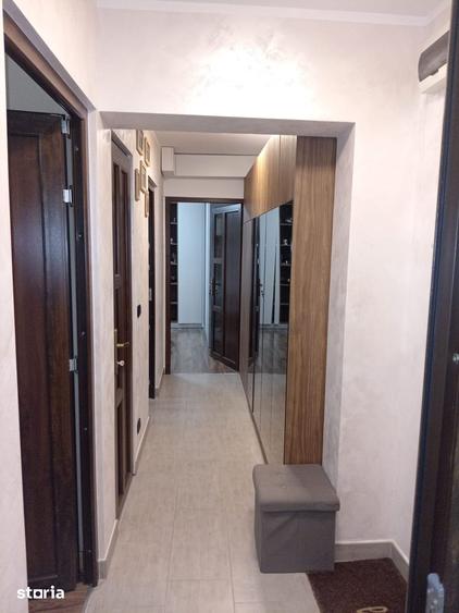 Apartament cu 2 camere decomandat în Coman