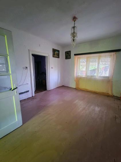 Casă cu 3 camere cu Teren 288 Mp în Deta