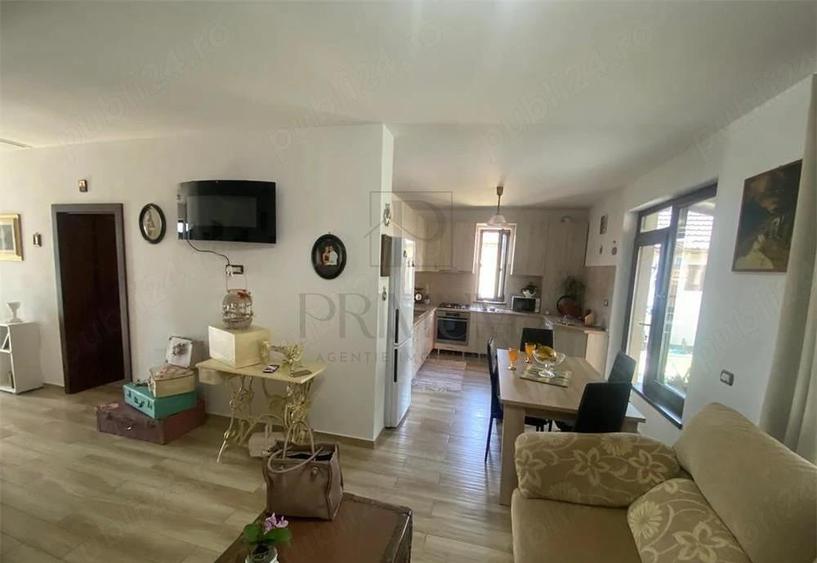 Duplex cu 4 camere cu Canalizare în Moșnița Veche