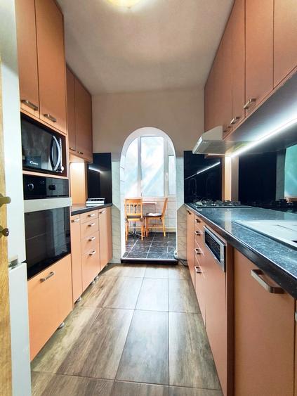 Apartament cu 2 camere decomandat, mobilat în Central