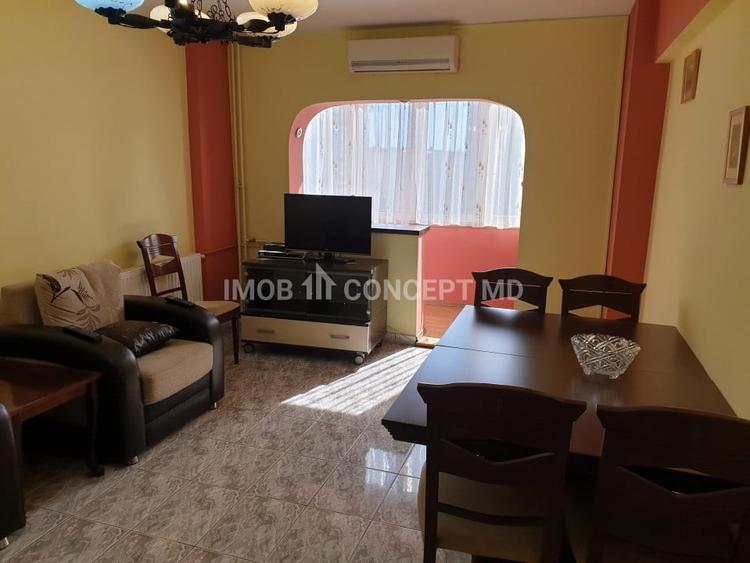 Apartament cu 3 camere decomandat, mobilat în Republicii