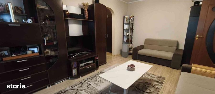 Apartament cu 2 camere semidecomandat în Cornișa