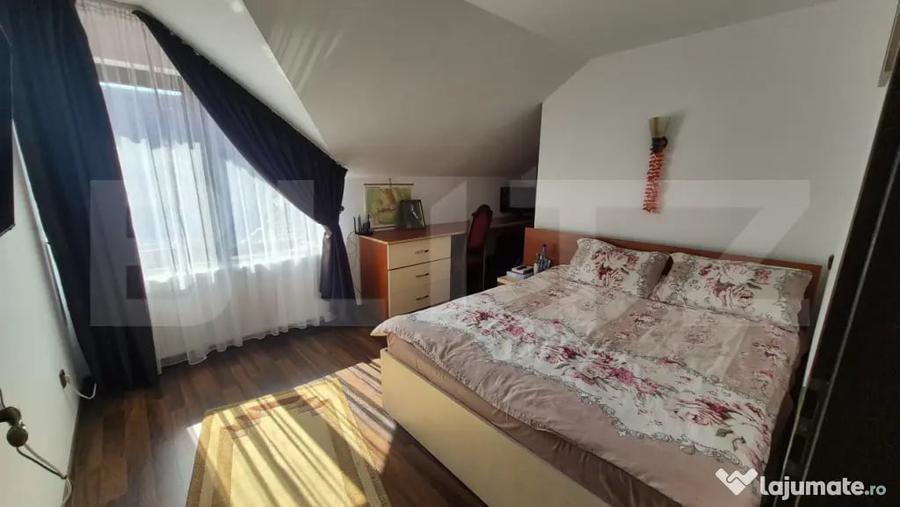 Casă cu 5 camere cu Teren 1487 Mp în Lazuri