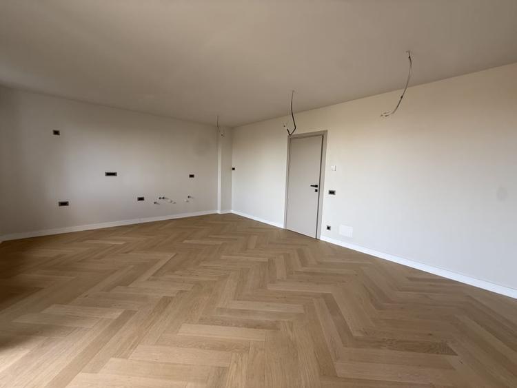 Apartament cu 3 camere decomandat în Iancu Nicolae