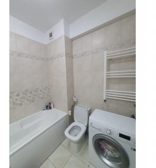 Apartament cu 2 camere decomandat în Tineretului — fotografia 3