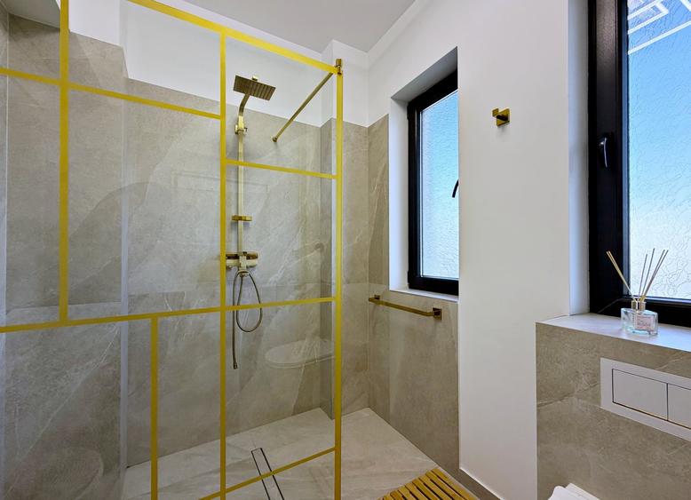 Apartament cu 3 camere decomandat, mobilat în 13 Septembrie
