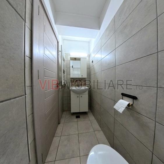 Apartament cu 3 camere decomandat, mobilat în Ozana
