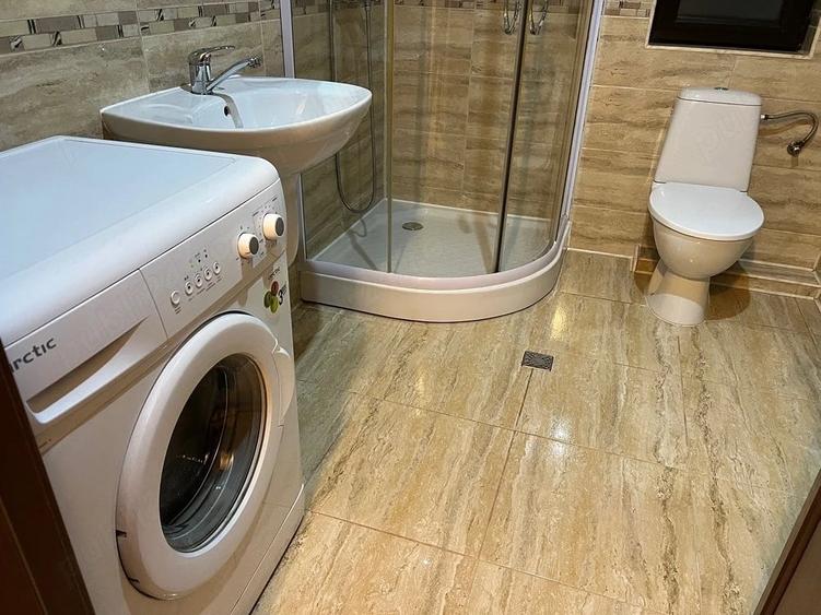 Apartament cu 2 camere decomandat în Ghiroda