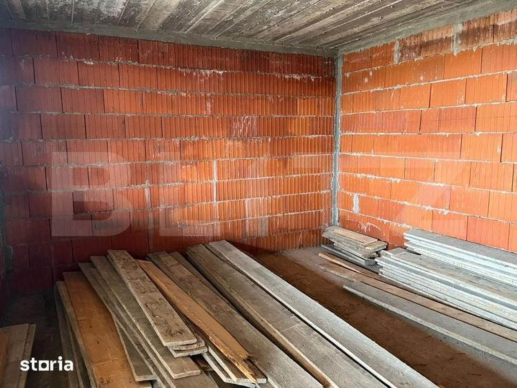Casă cu 4 camere cu Teren 530 Mp în Central