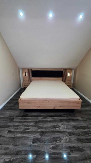 Apartament cu 3 camere decomandat în Exterior Vest
