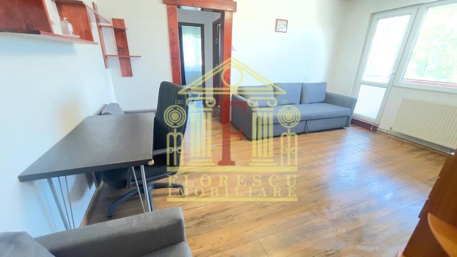 Apartament cu 2 camere circular, mobilat în Podu Roș