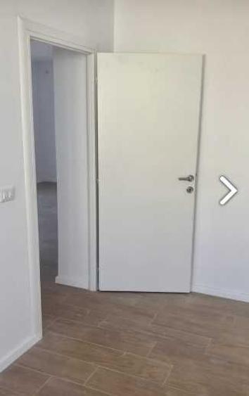 Apartament cu 3 camere în Rahova