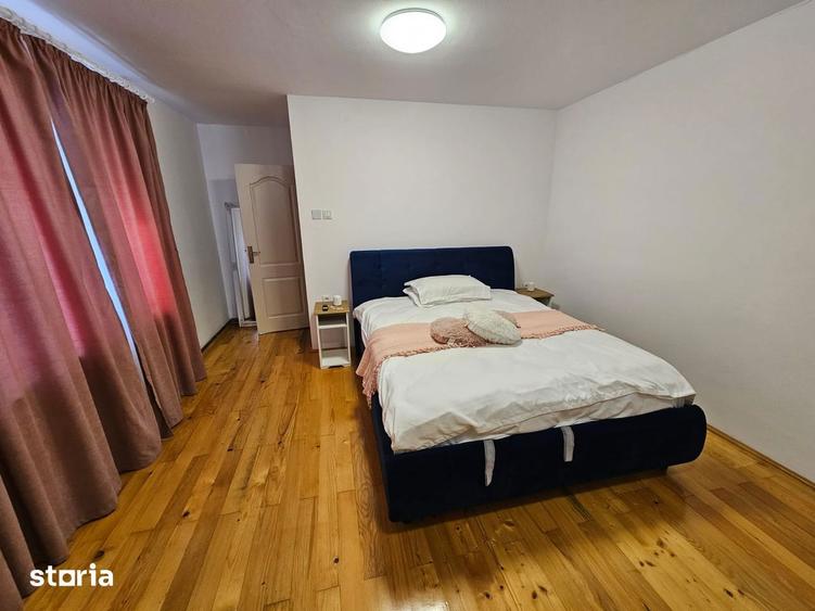 Casă cu 3 camere cu Teren 500 Mp în Central