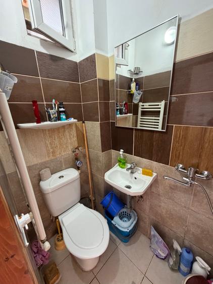 Apartament cu 2 camere nedecomandat în Central