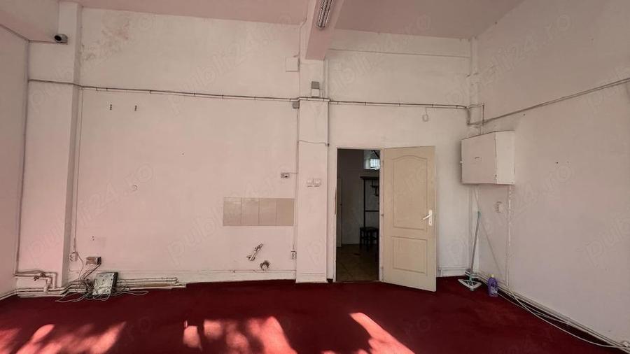 Spa?iu comercial luminos, complet echipat, 65 mp vad excelent - 2