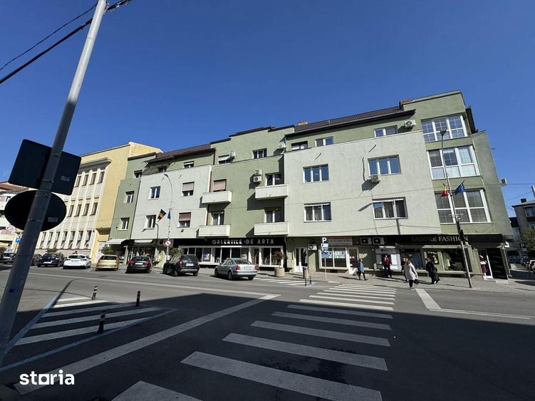Apartament living + dormitor , mobilat , Centru , Ideal investitie ! - 8