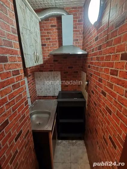 Inchiriez garsoniera