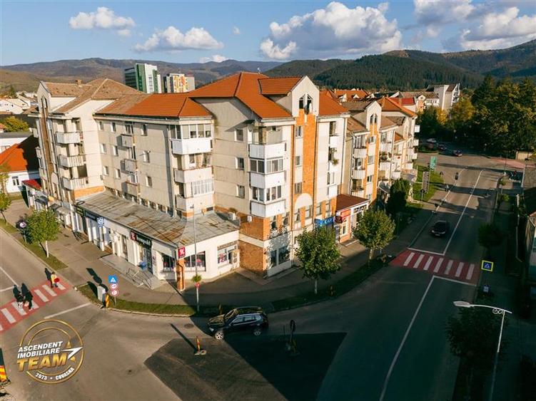 Spatiu industrial/ comercial + proiect de apartamente/aparthotel,Central,Covasna - 16