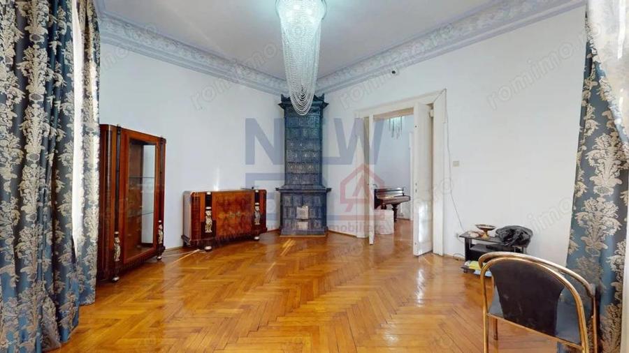 De vanzare vila-curte proprie Eminescu-Mo?ilor - 1