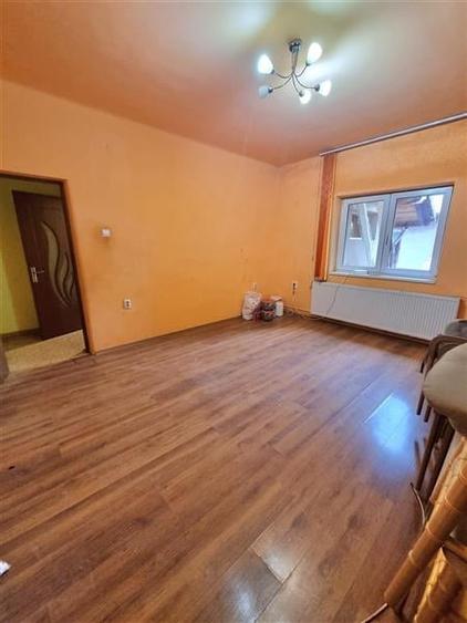 Spatiu Multifunctional, Pretabil birouri, servicii, cabinete. Zona Noua - 7