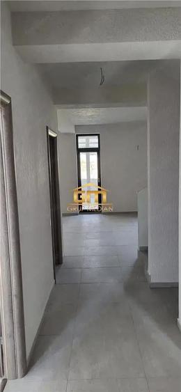 Vila noua P+M, Vladesti - 9