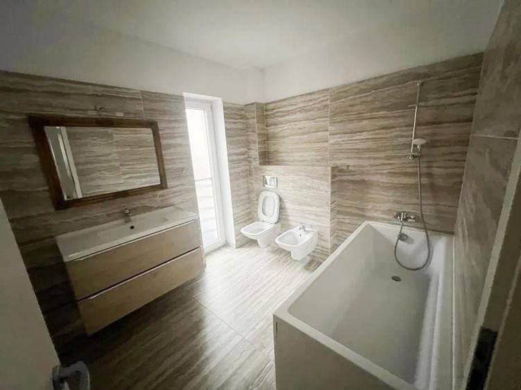 Casa de vânzare - Zona Braytim - 5