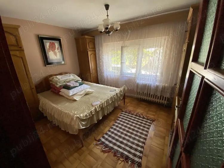 Apartament de vanzare - 4