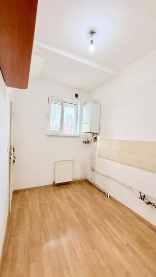 Apartament cu 2 camere, cartier Andrei Mureșanu, zona Piața Engels. - 8