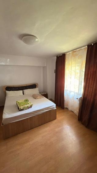 Apartament cu 2 camere decomandat în Traian