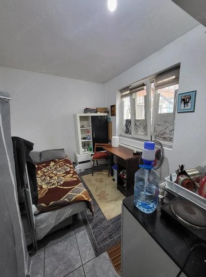Proprietar, inchiriez garsoniera la parter pe Ofcea10 in Complexul studentesc incepand cu 1 martie. - 3