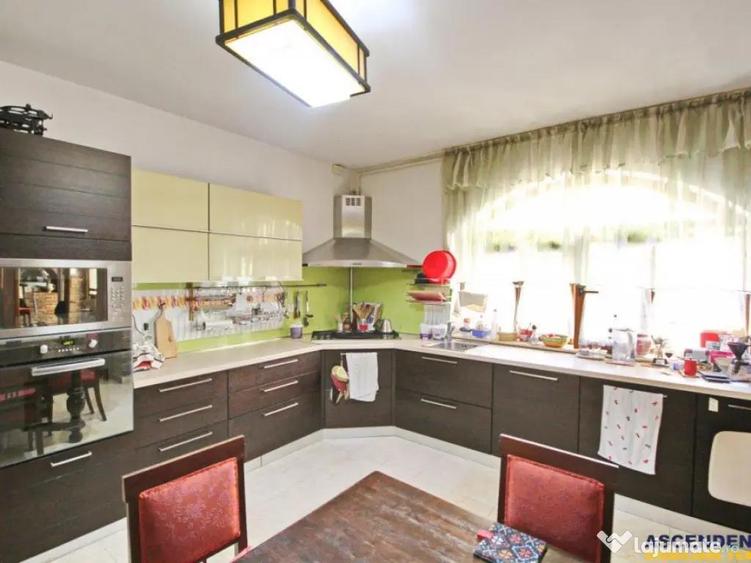 Rezidenta cu personalitate, pe 120 mp, Centrul Istoric, Bra - 2