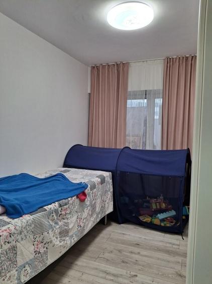 3 camere Obor renovat langa metrou - 5